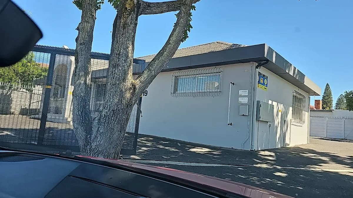 Dr Sakkie Marais in Bellville