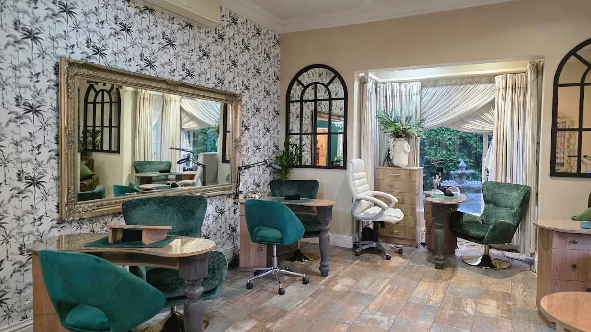 B Unique - Beauty & Hair in Boksburg CBD