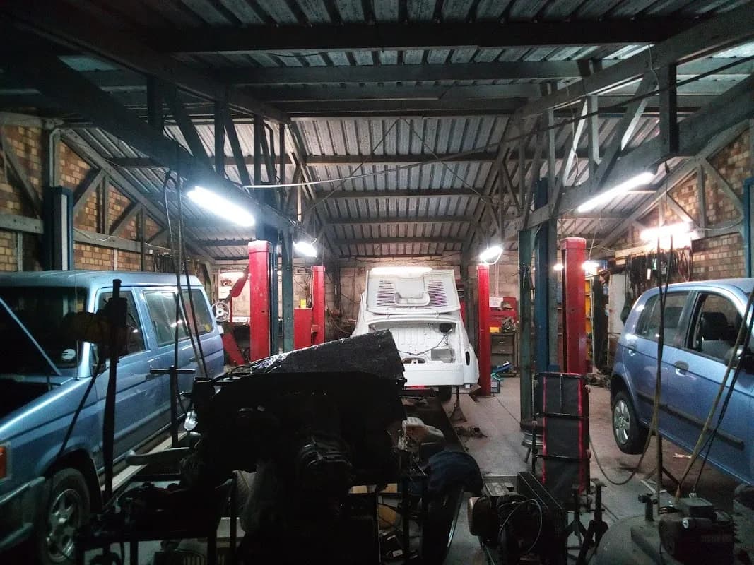 Mendel Motors in V&A Waterfront