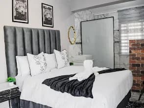Plein On Suid Guest House in Flora Park