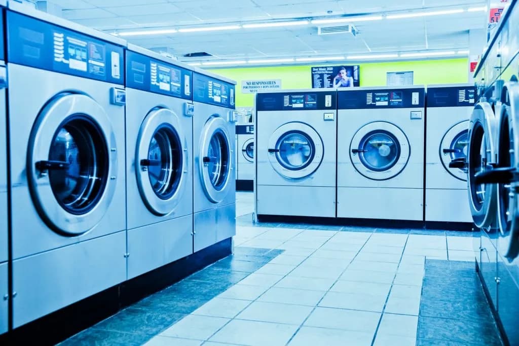 Tiber Laundromat in Durban CBD