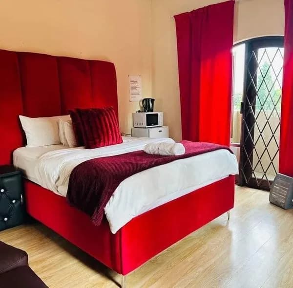 Hunters Nest Guest House Mafikeng in Mahikeng CBD