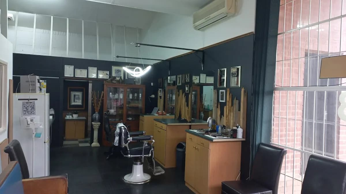 Phil's Hairdressers in Benoni CBD
