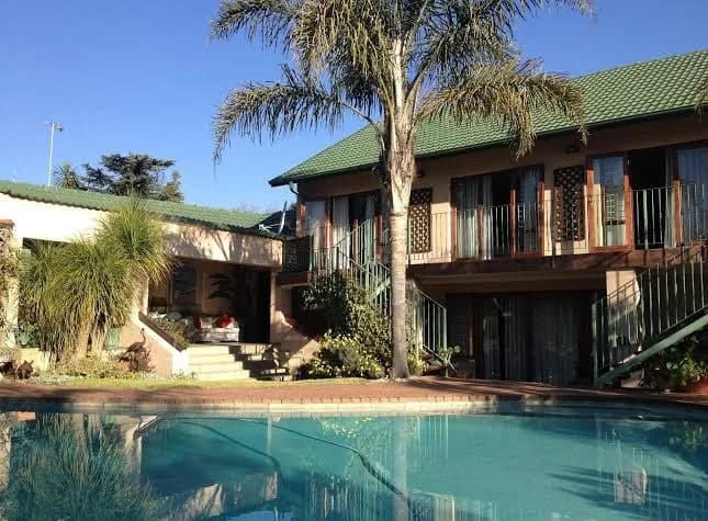Claires of Sandton Luxury Guest House in Craighall