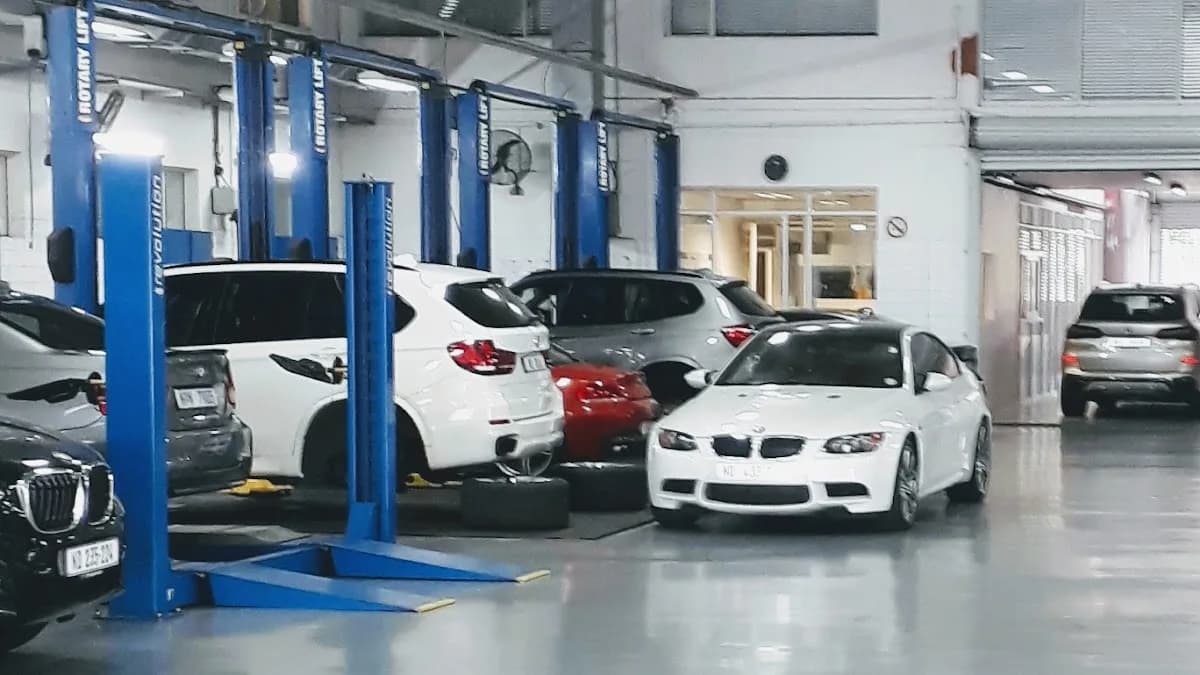 Alpina auto works in Chatsworth