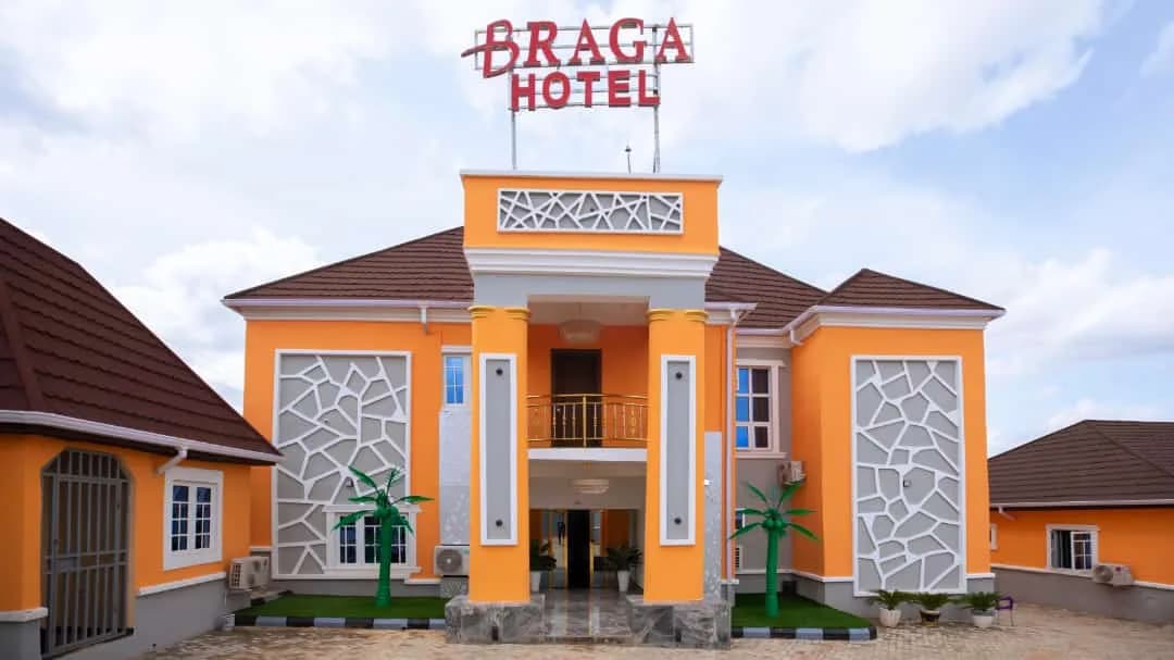 Braga Hotel Limited in Karu