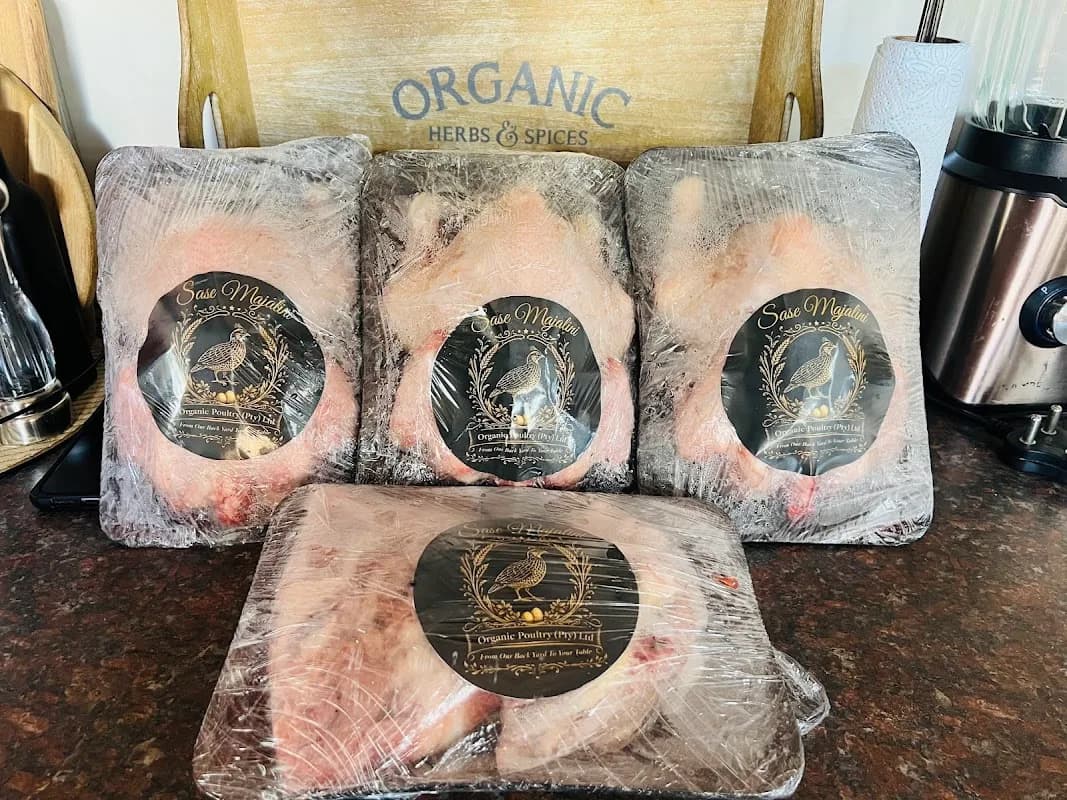 Sase Majalini Organic Poultry (Pty)Ltd in Aerorand