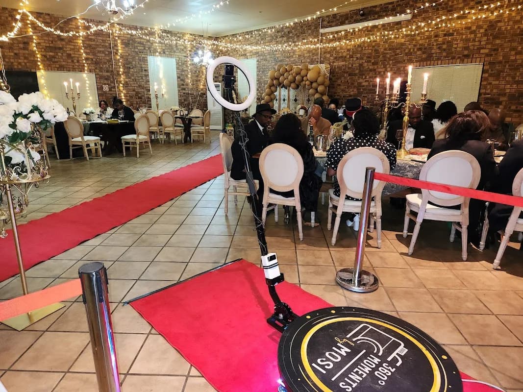 360° Moments Media Photo Booth in eMalahleni CBD