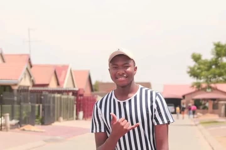 MKO RECORDS in Zamdela