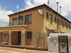 Lethunathi Guest House II in Dobsonville