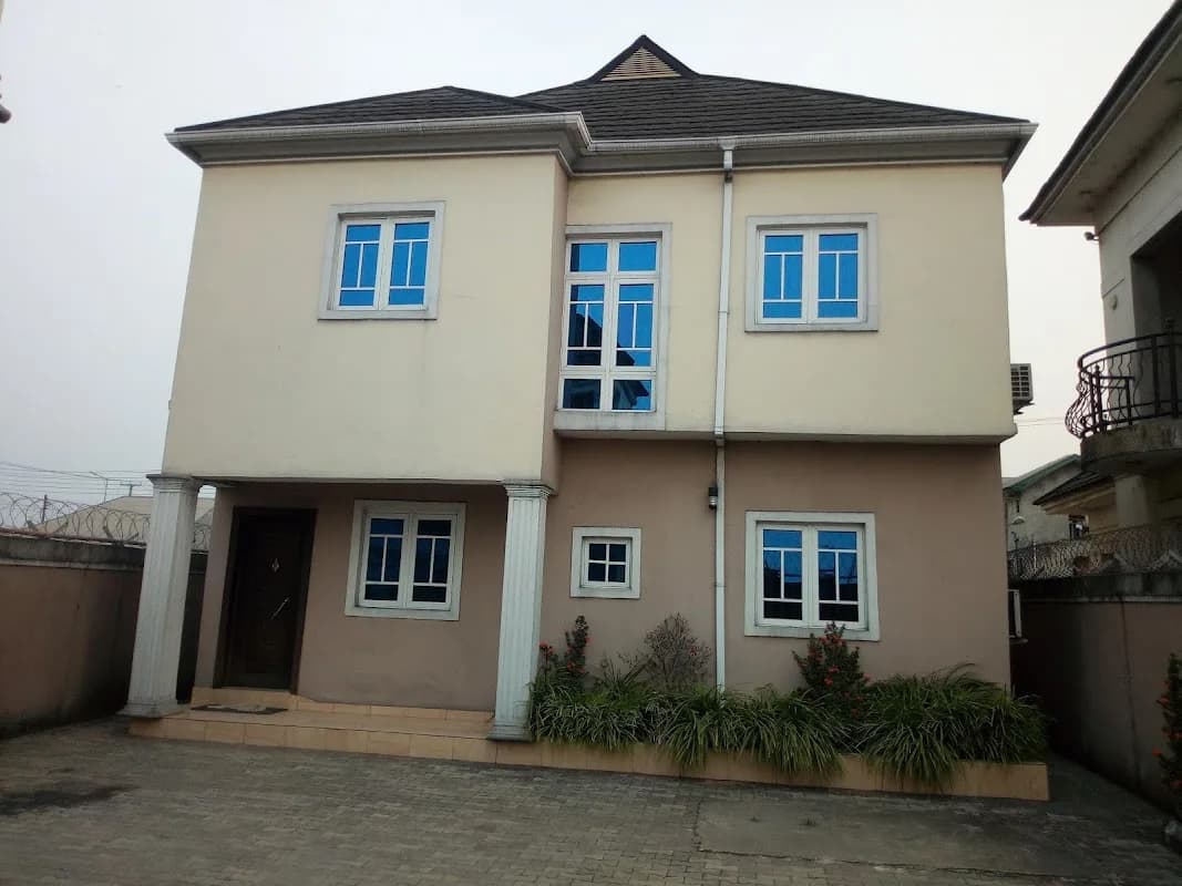 Kindle Associates ( Legal Practioners & solicitors). 3 Hon. Johnson Iboroma Avenue in Borokiri