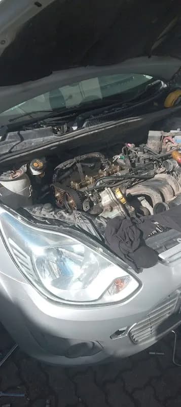 DGELLE CAR FIX IT in Gqeberha CBD