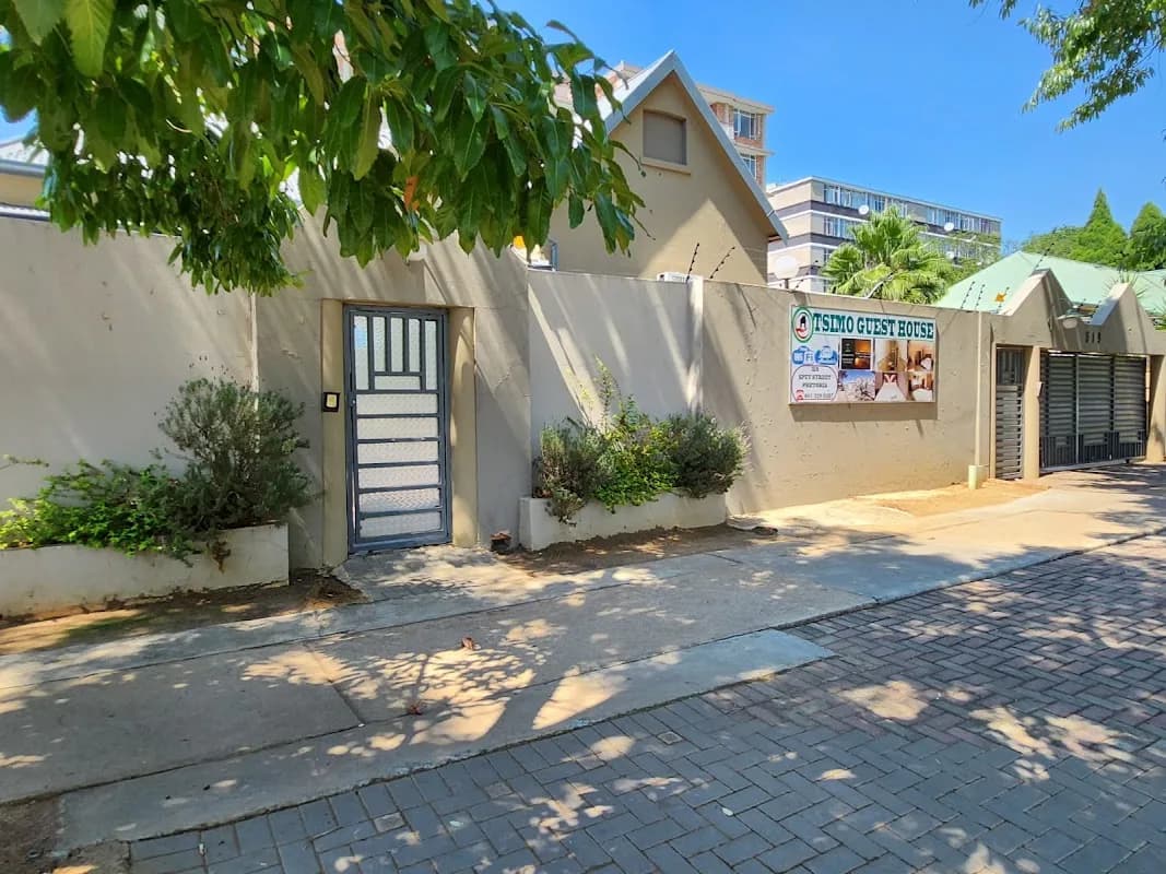 Otsimo Guest House in Sunnyside