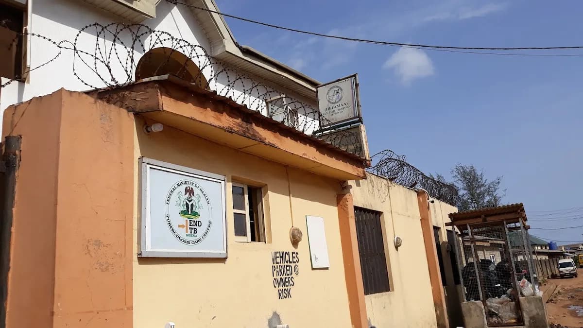 Akanbi Memorial Hospital in Ayobo