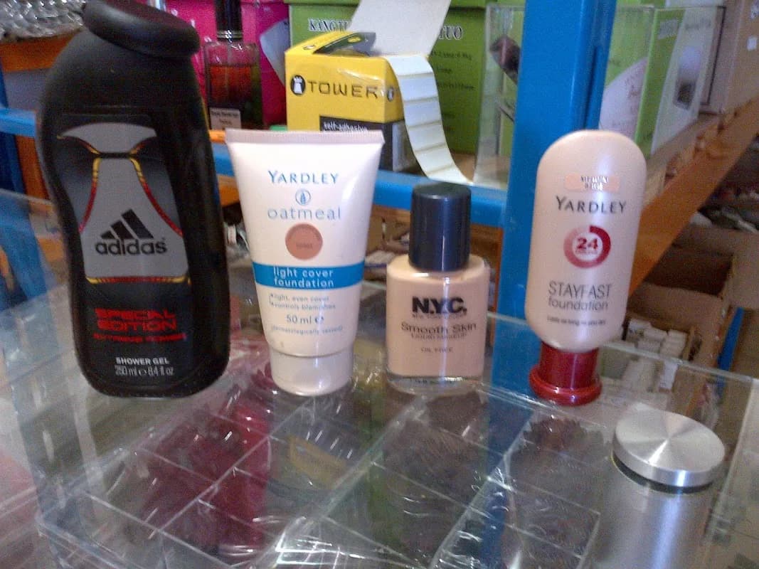 Trading Post Cosmetic Factory Shop Northmead Mall in Lakefield