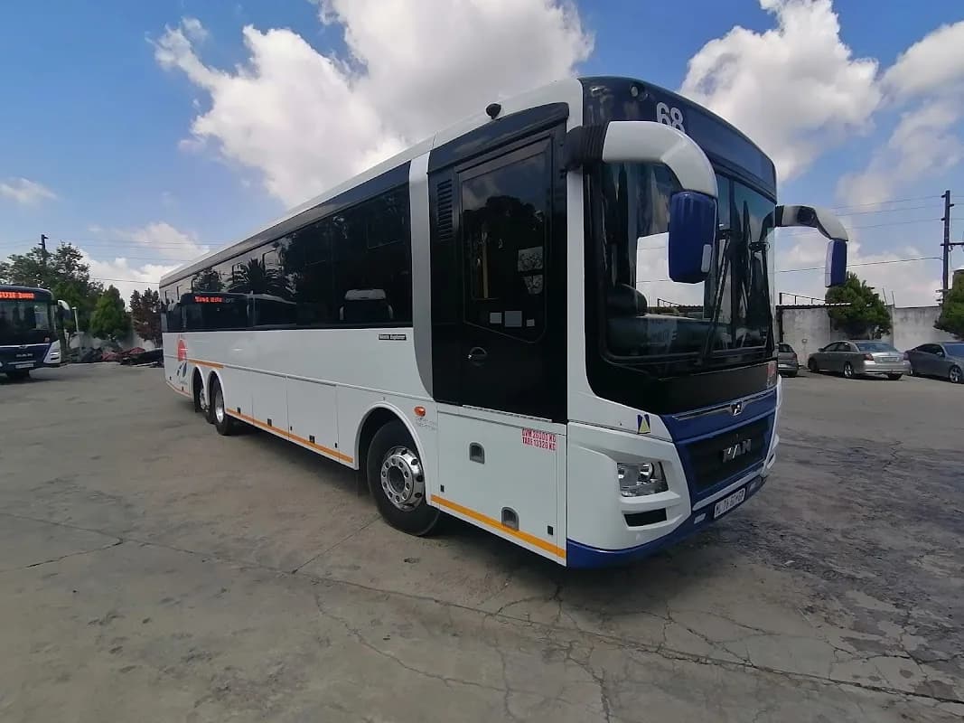 Sun Malti Trios Coaches in Midrand CBD