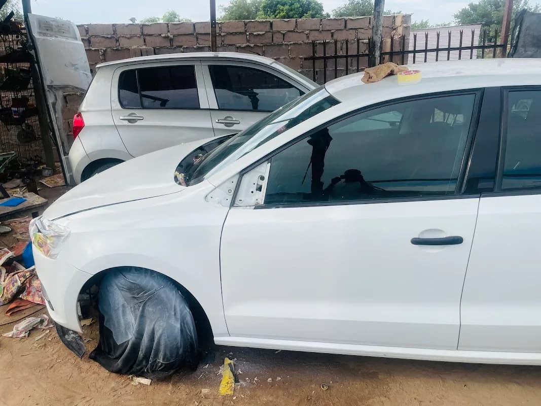 POLA PANELBEATING & AUTO MECHANIC in Lephalale CBD