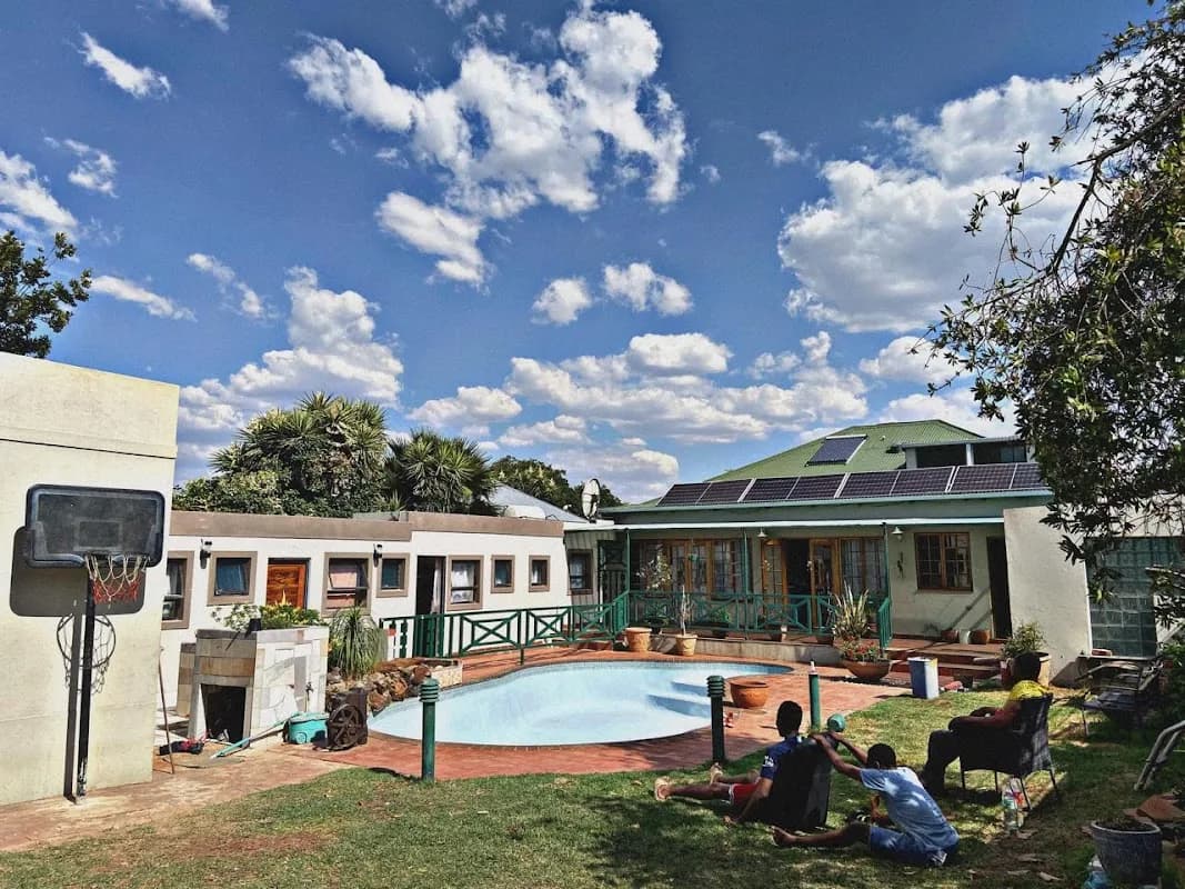 ValleyCenter Guestlodge in Germiston CBD