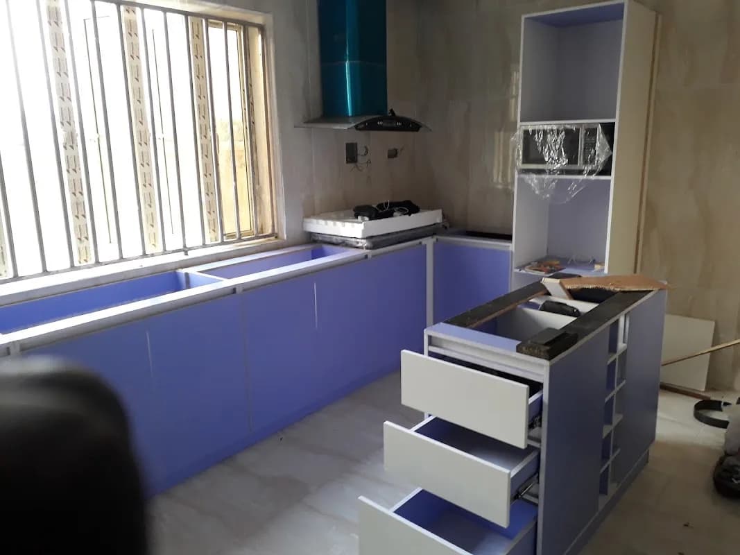 Saint Furniture Store in Ilasan