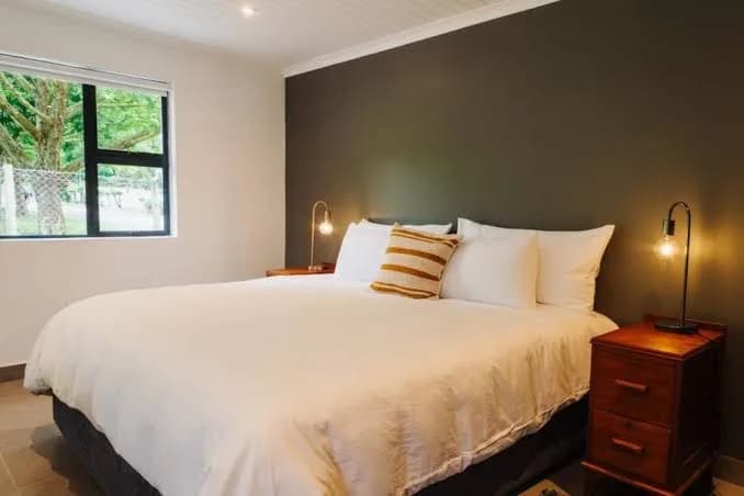 Heather Road Cottages - One-Bedroom Apartment in Heatherlands