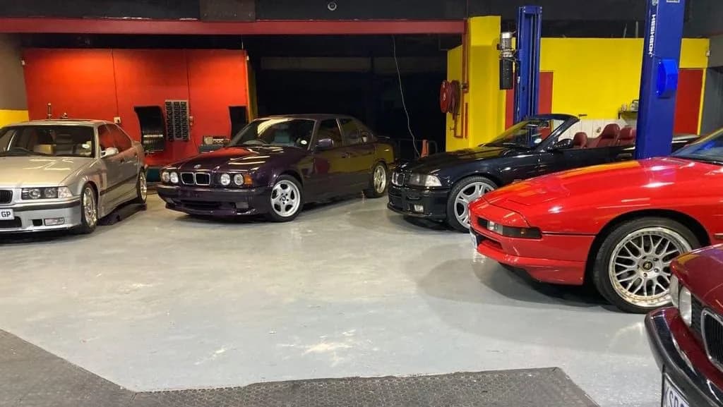 Autoworx Barnyard in Melville