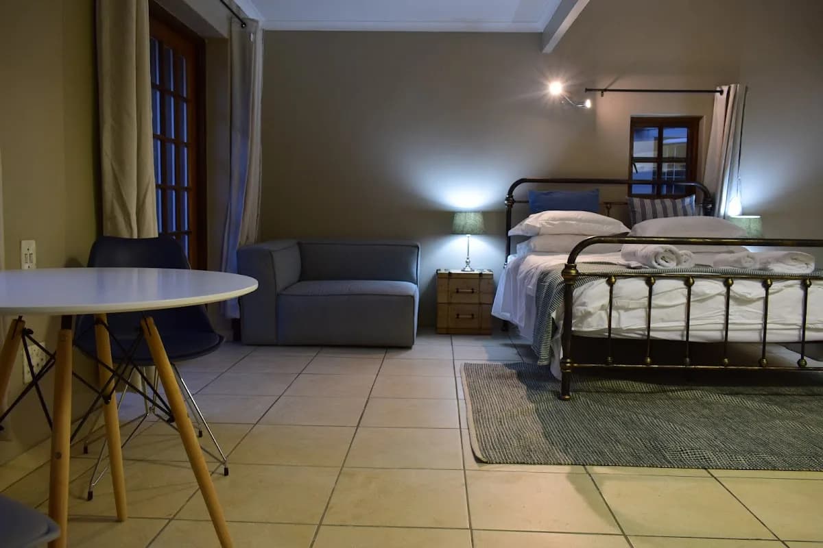 Aluve Guesthouse in Newtown