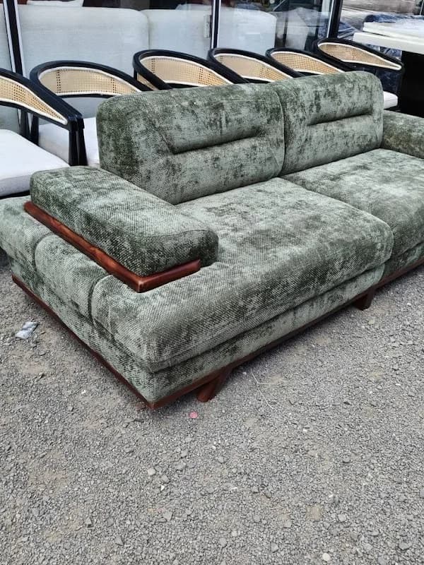 Miles luxury furniture in Karu