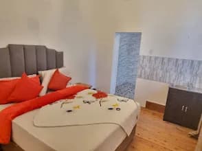 Neo & Ruks Guest Houses Parow in Bellville