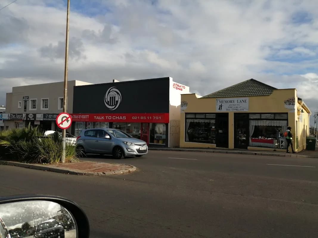 Chas Everitt Somerset West in Gordon's Bay