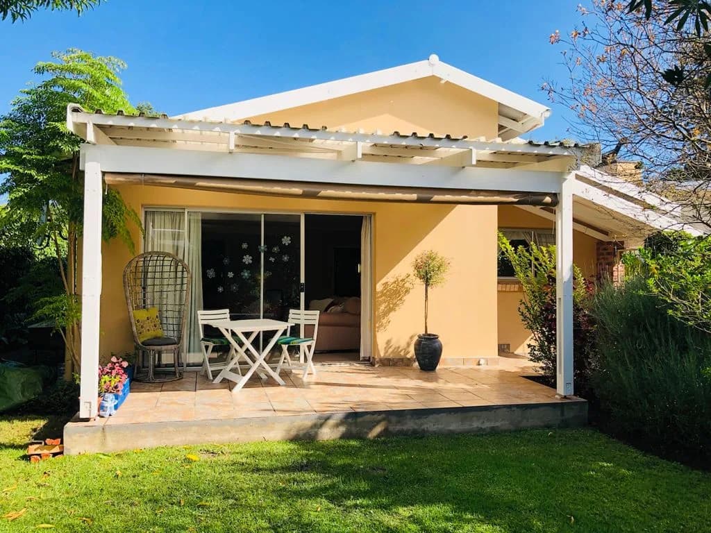 House Next Door in Heatherlands