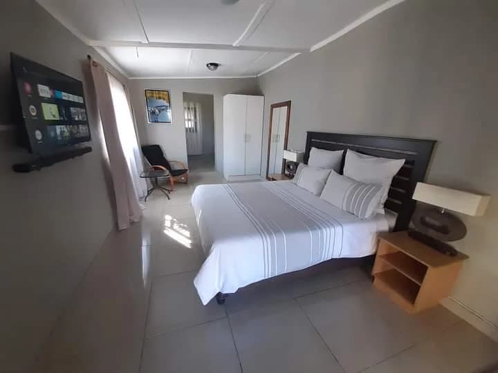 The Private and Cosy Guest House in Germiston CBD