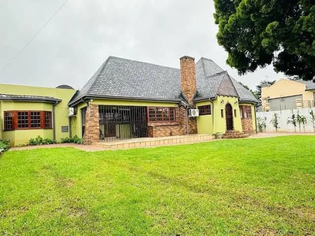 Casa3 Eastgatemall in Germiston