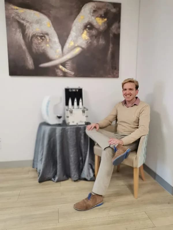 Medical Aesthetics and Hair Transplant Clinic - GP Practice - Cape Town - Dr Sebastiaan Pretorius in Clifton