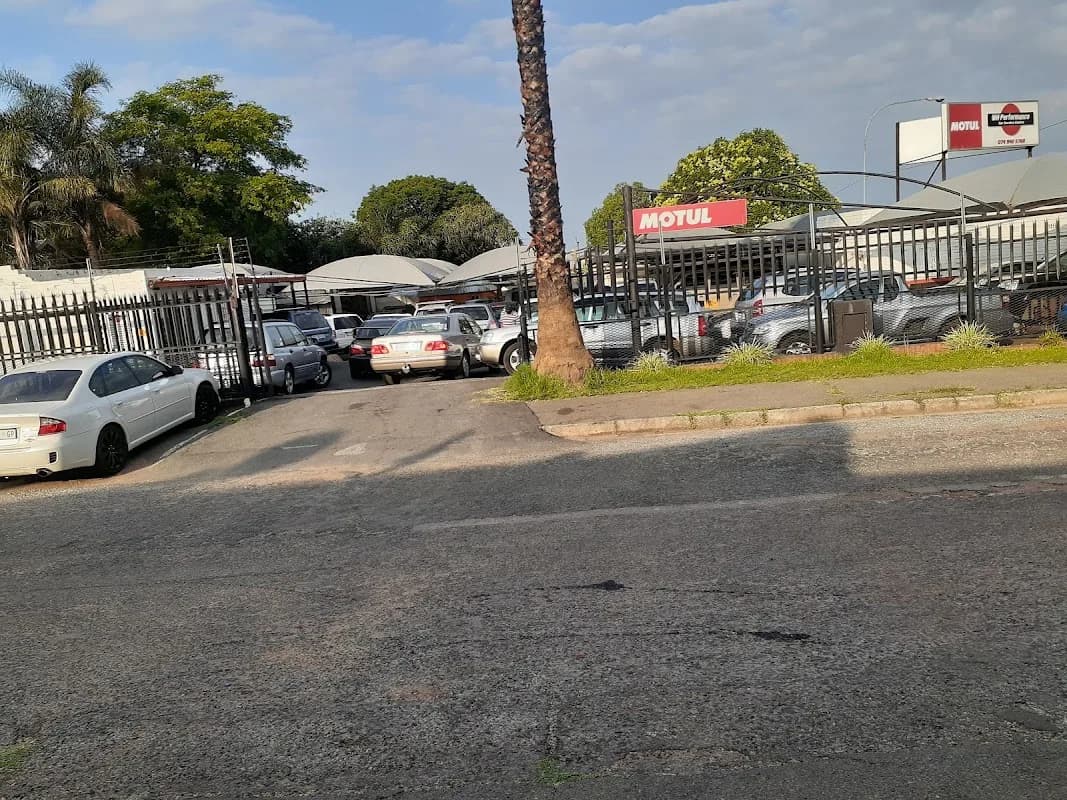 WH Performance Car Service Centre in Greenside