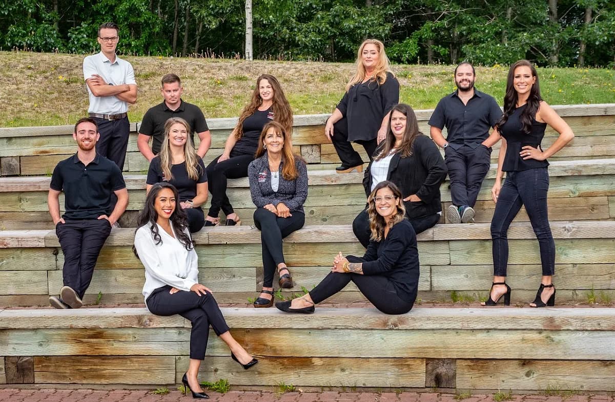 The Dar Walden Team in South Anchorage / Hillside