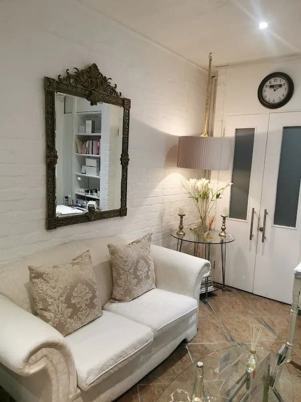 Bellezza Health and Skincare Clinic in Techno Park