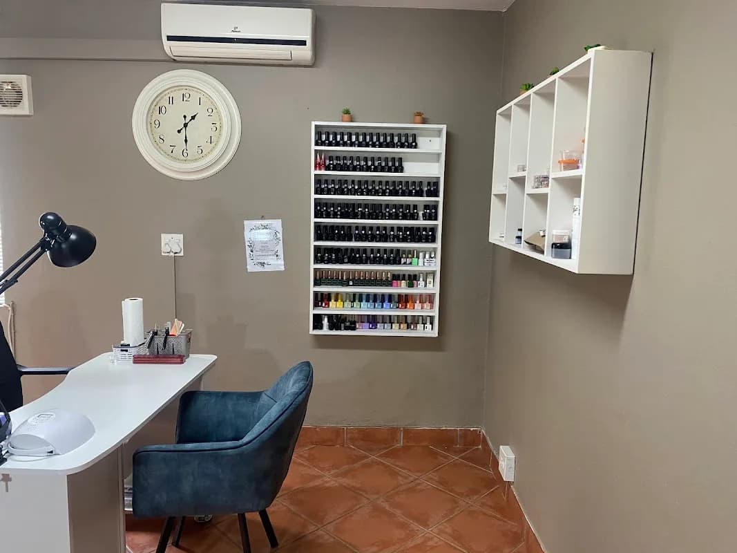 Isabella's Nail Bar- Moreleta Park in Moreleta Park