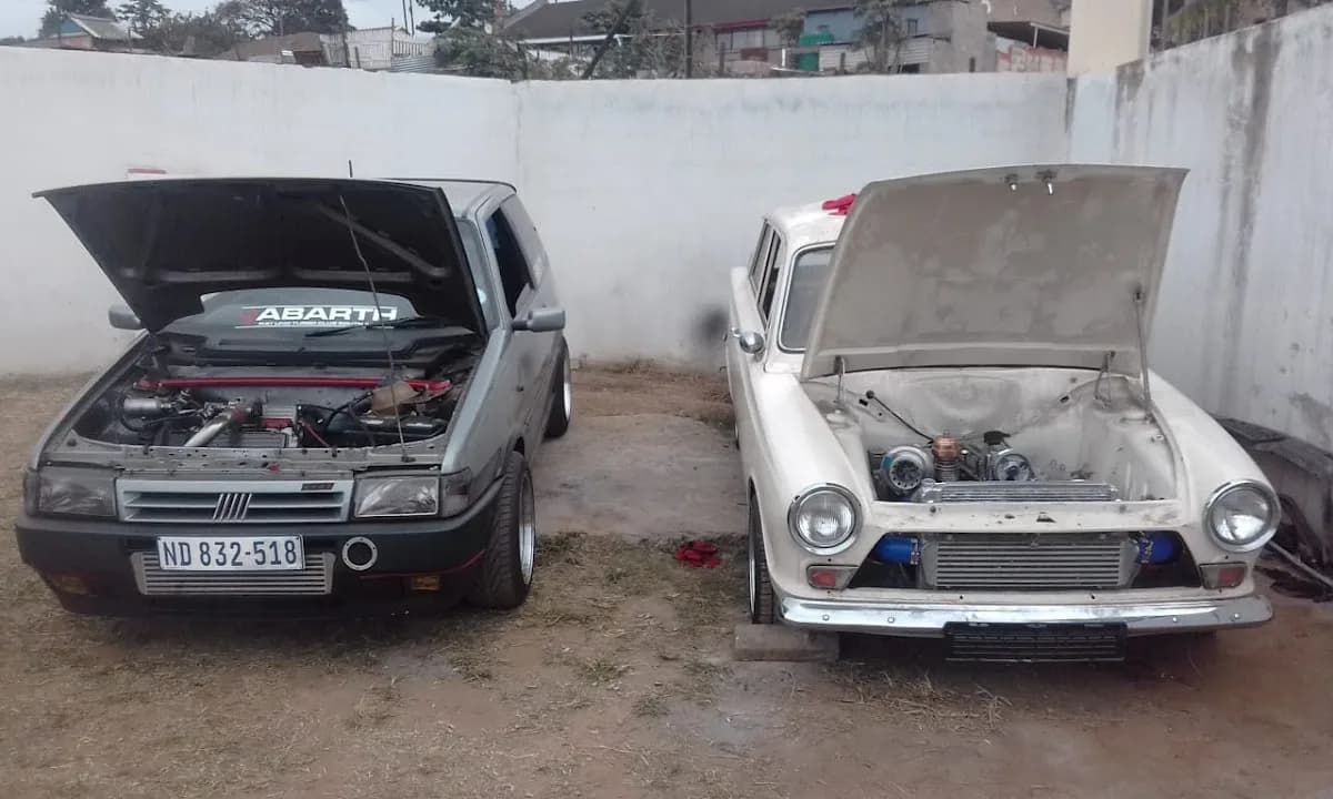 Mo's Auto Repairs & Diagnostics in Phoenix