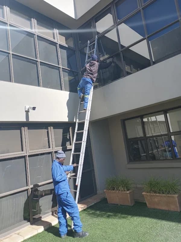 Sparkleen Cleaners in Edenvale