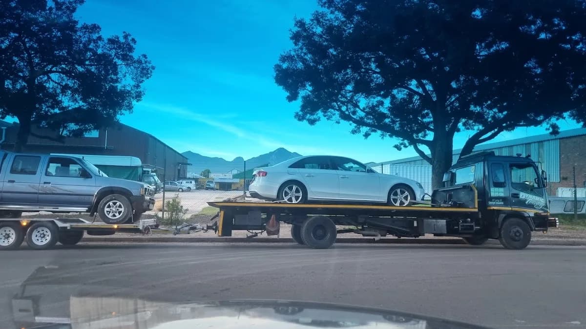 Dynamic towing recovery auto repairs in Wilderness