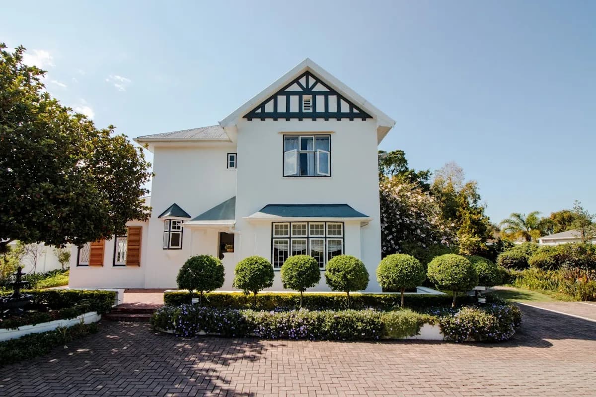 Whispering Oaks Guest House in George CBD