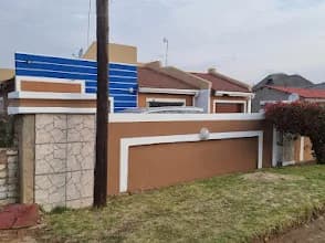 Epic Den Lodge in Phuthaditjhaba CBD