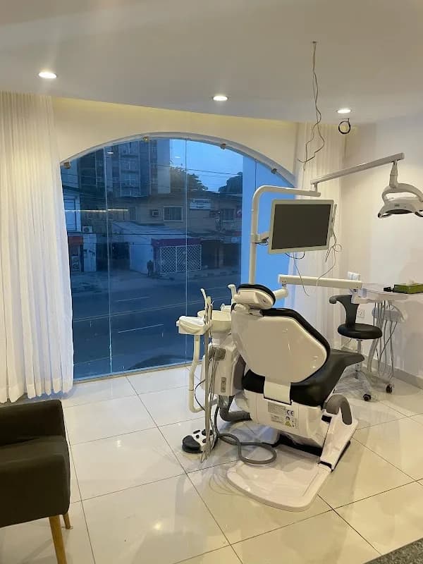 Yanga Dental Clinic in Adeniran Ogunsanya