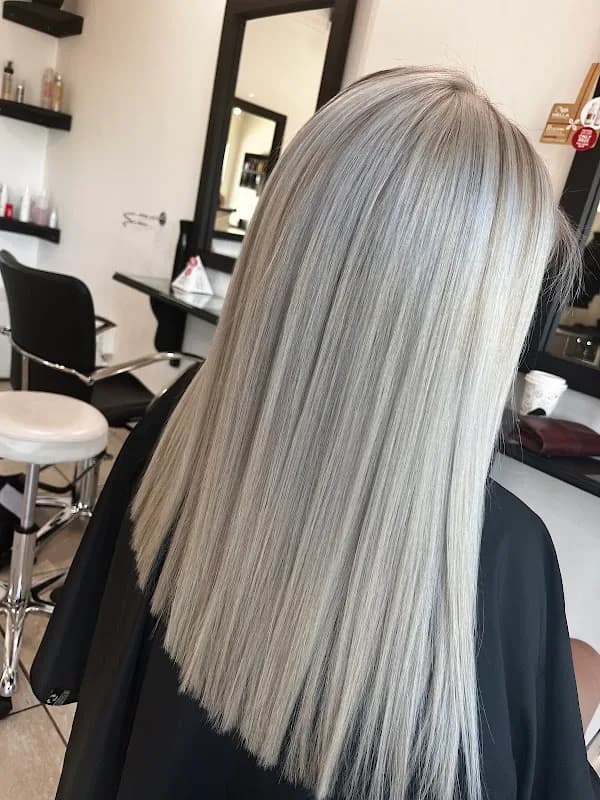 ND Hair Studio in Diamond Pavilion