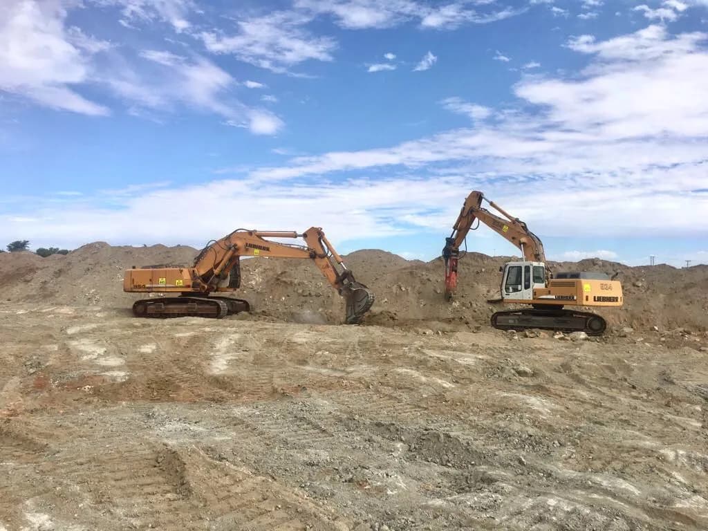 Strauss Plant Hire in Industrial Area