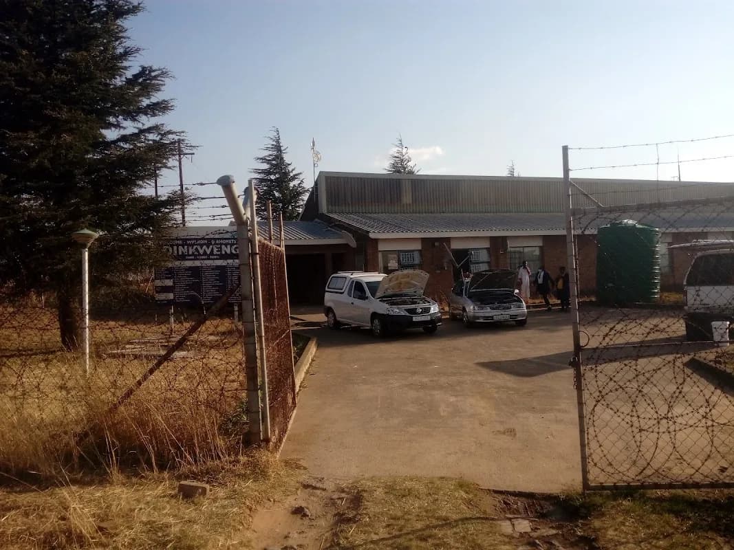 Dinkweng Clinic in Tshiame