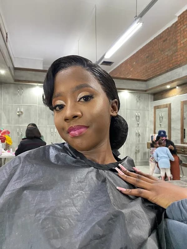 BOOKED BEAUTY- THE STUDIO in Bhisho CBD
