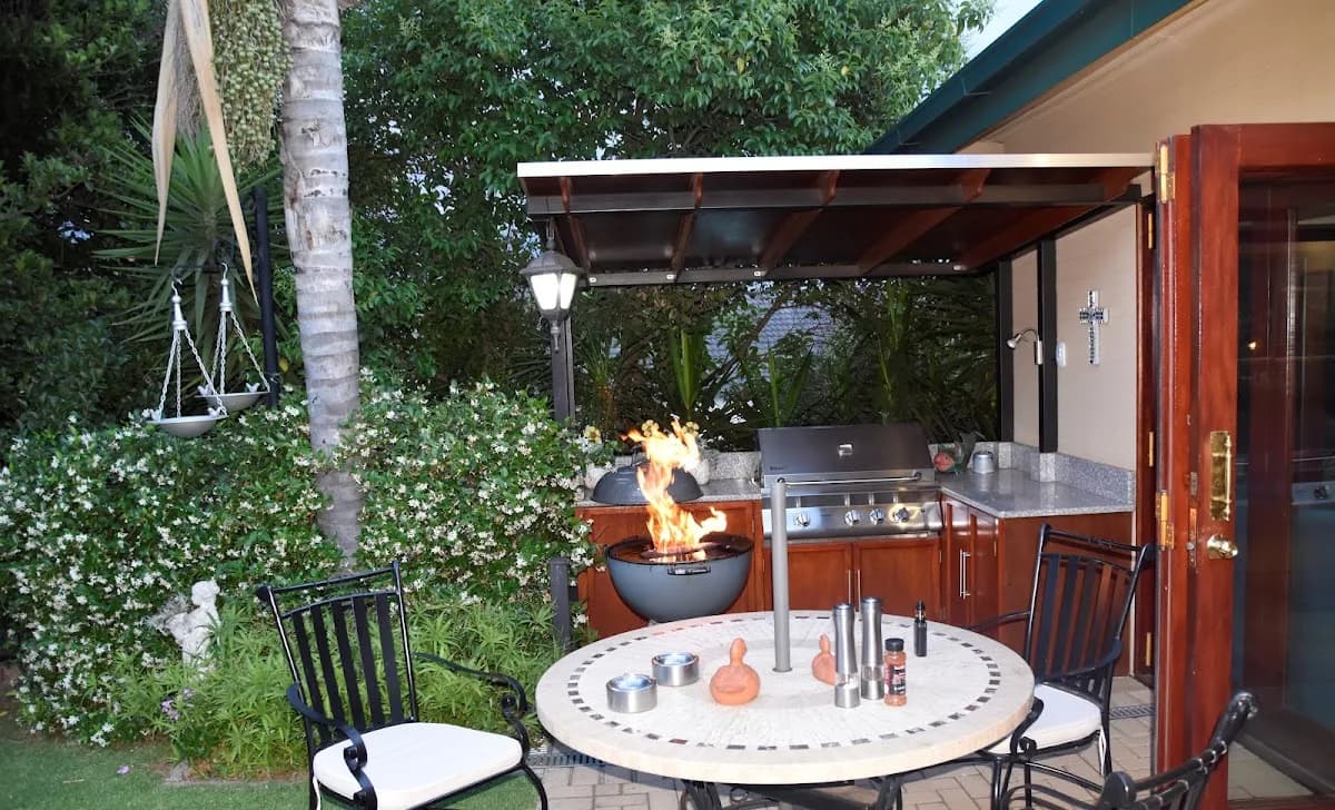LAMOR GUEST HOUSE in Clubview