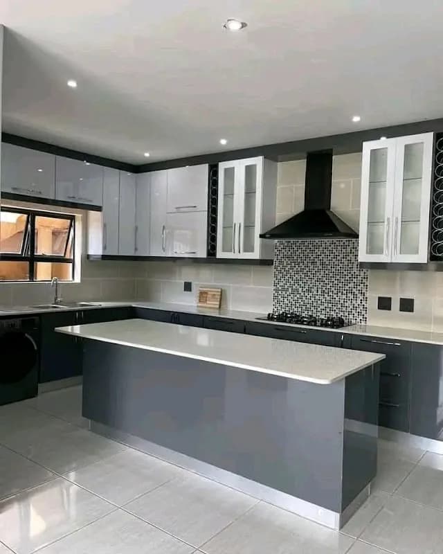 263 Interiors in Ncambedlana