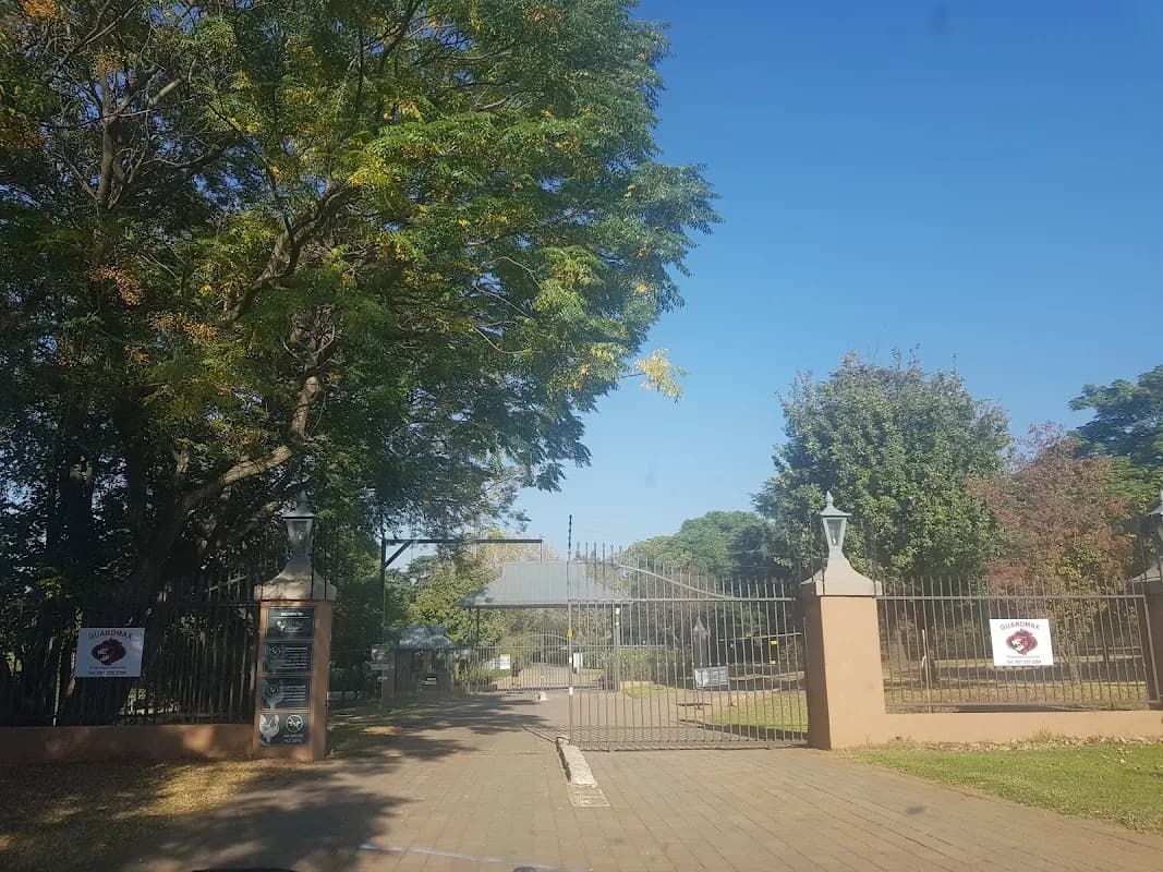 OAKFIELD FARM in Roodepoort